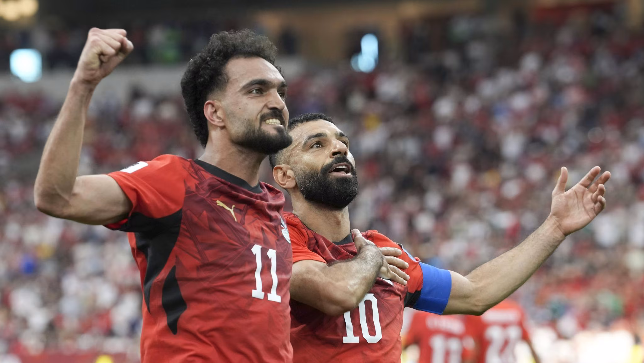 Ziko e Salah celebram gol do Egito