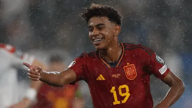 A Espanha n&atilde;o quis desacelerar e surrou a Ge&oacute;rgia por 7&times;1, com estreia e gol de Yamal