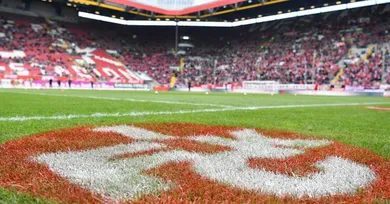 Com a ajuda do Bayern, o Kaiserslautern conseguiu pagar sua licen&ccedil;a para disputar a terceirona alem&atilde;