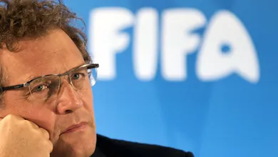 Comit&ecirc; de &Eacute;tica da Fifa conclui investiga&ccedil;&atilde;o e recomenda suspens&atilde;o de nove anos a Valcke