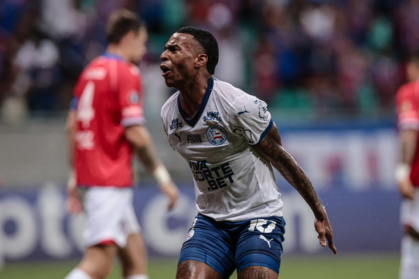 Jean Lucas em jogo do Bahia