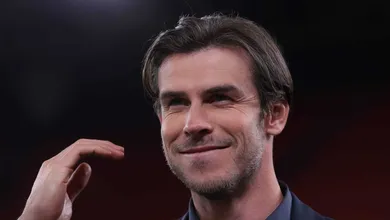 Bale confirma plano de comprar clube em &lsquo;queda livre&rsquo; desde rebaixamento da Premier League