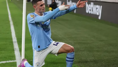 Manchester City depende s&oacute; dele para fazer hist&oacute;ria na Premier League: azar do Everton (e do Liverpool)