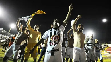 A Inter de Limeira amargou 14 anos de pen&uacute;rias, mas voltou &agrave; elite do Paulist&atilde;o em pura apoteose