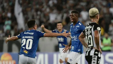 A ang&uacute;stia de um persistente Botafogo permitiu o desafogo do Cruzeiro, enfim fora do Z-4