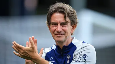 Por que o Tottenham jogou dois amistosos no mesmo dia (e como foram)