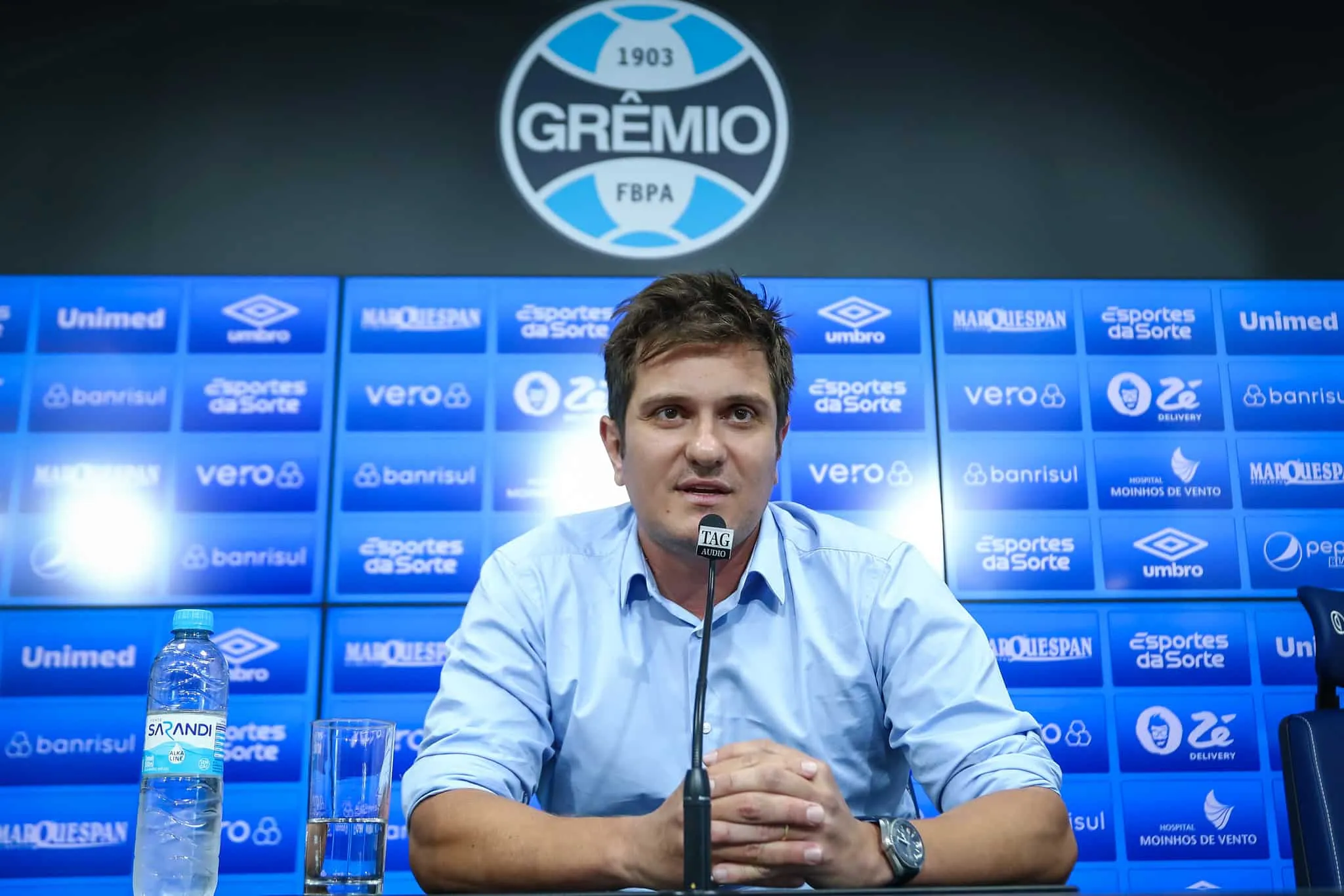 Gr&ecirc;mio acredita em evolu&ccedil;&atilde;o nas negocia&ccedil;&otilde;es por um centroavante ap&oacute;s o fechamento da janela europeia