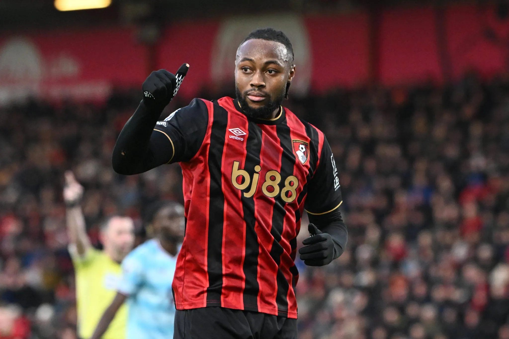 Semenyo, atacante do Bournemouth