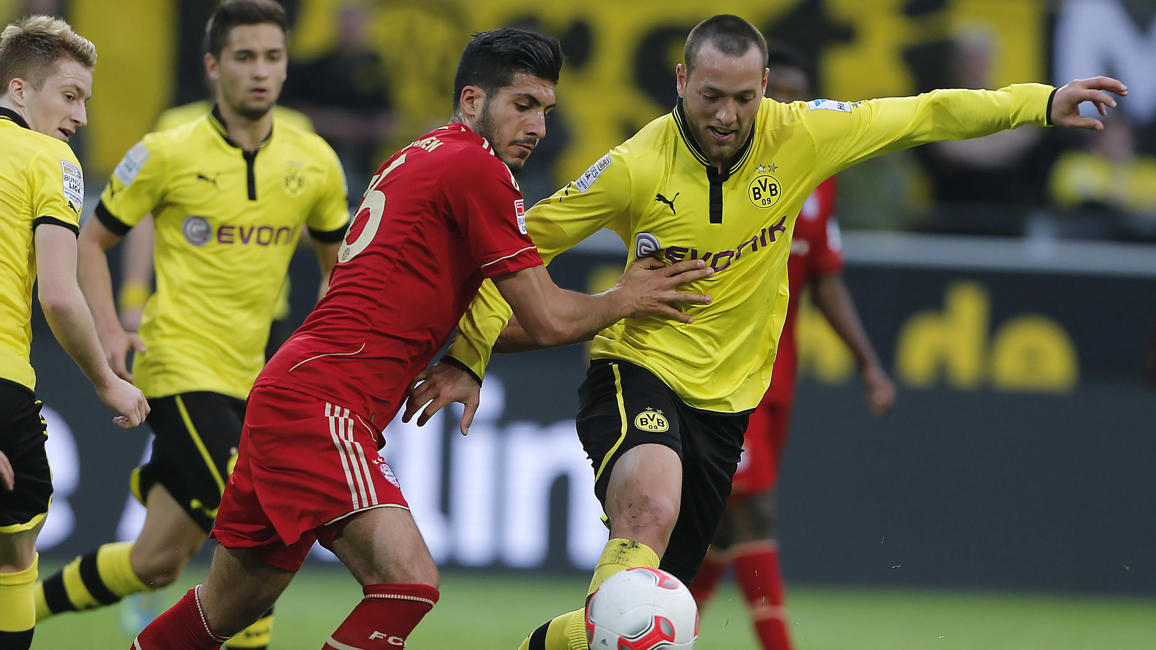 Faltaram reservas ao Dortmund na pr&eacute;via da LC contra o Bayern