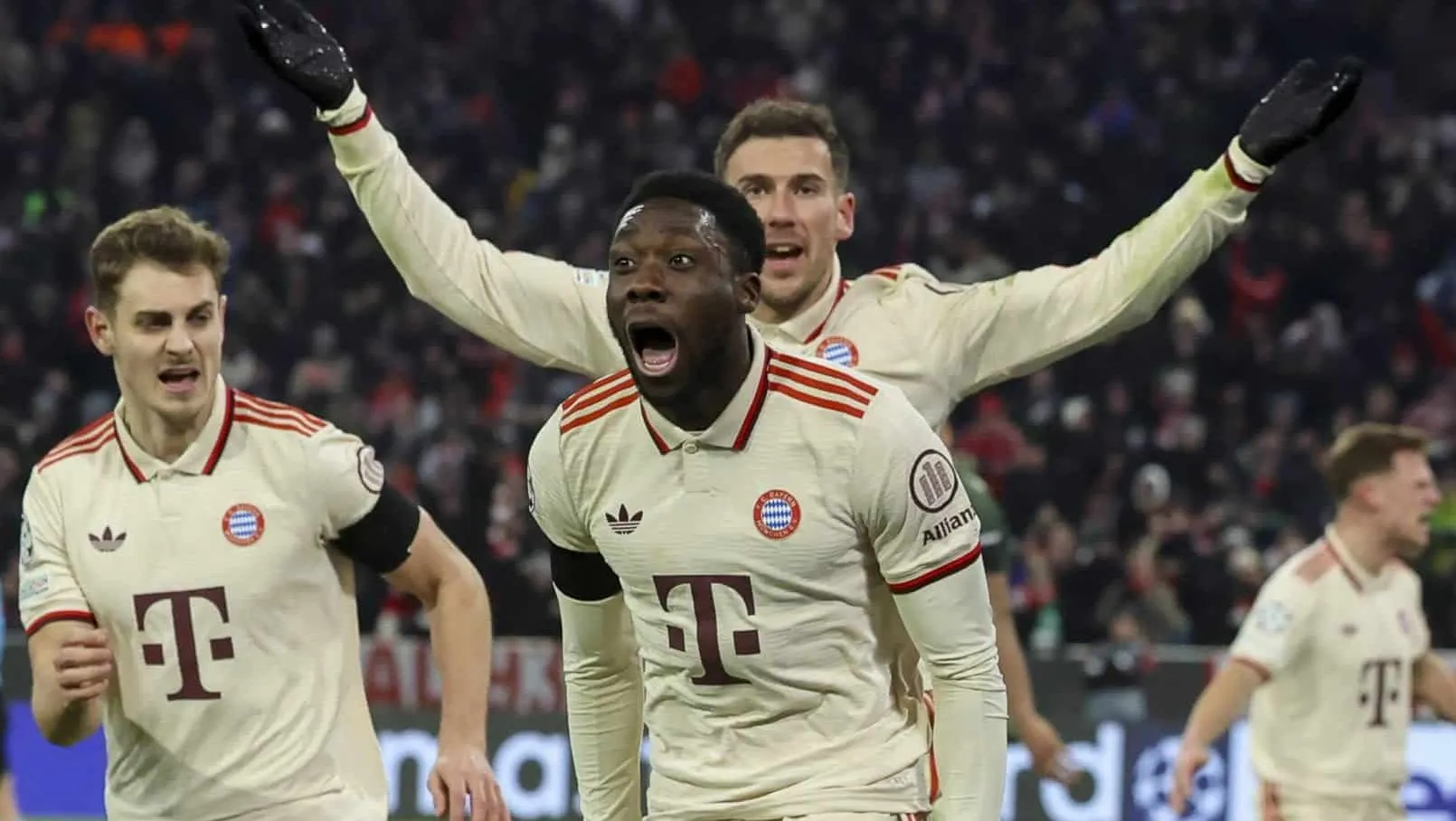 Bayern se livra de vexame na Champions gra&ccedil;as a her&oacute;i improv&aacute;vel em lance curioso