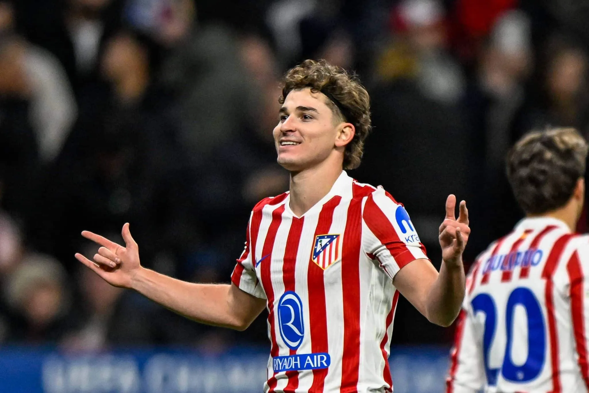 Gol no fim disfar&ccedil;a problemas de um Atl&eacute;tico de Madrid dependente de her&oacute;i &uacute;nico