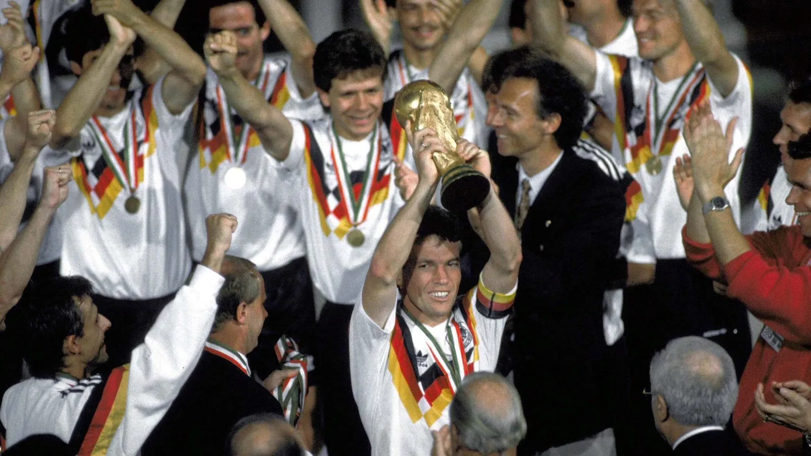 Matth&auml;us: &ldquo;Nosso time em 1994 era, no papel, mais forte que em 1990, mas n&atilde;o t&iacute;nhamos um grupo de verdade&rdquo;