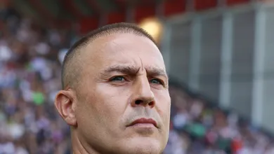 Campe&atilde;o do mundo, Cannavaro abre conversas para assumir clube espanhol