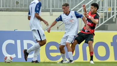 Aster Itaqua, o Giant Killing da Copinha que sonha em fazer hist&oacute;ria no futebol profissional