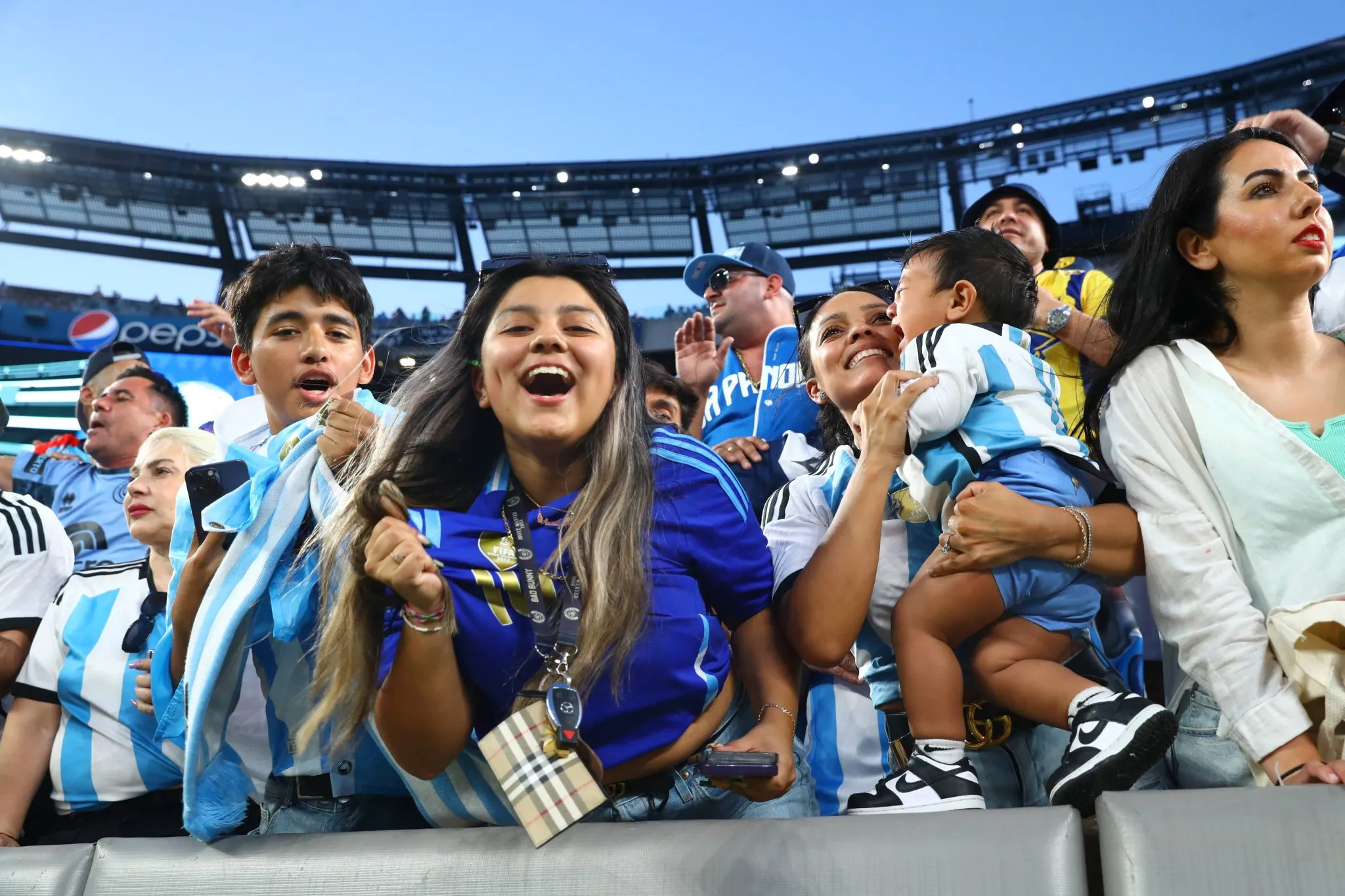 Torcida Argentina durante duelo no Metflife Stadium, pela Copa Am&eacute;rica