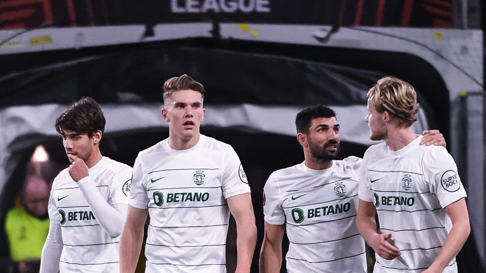 Em jogo agitado, Sporting mostra for&ccedil;a ao bater o Young Boys e encaminha classifica&ccedil;&atilde;o na Liga Europa