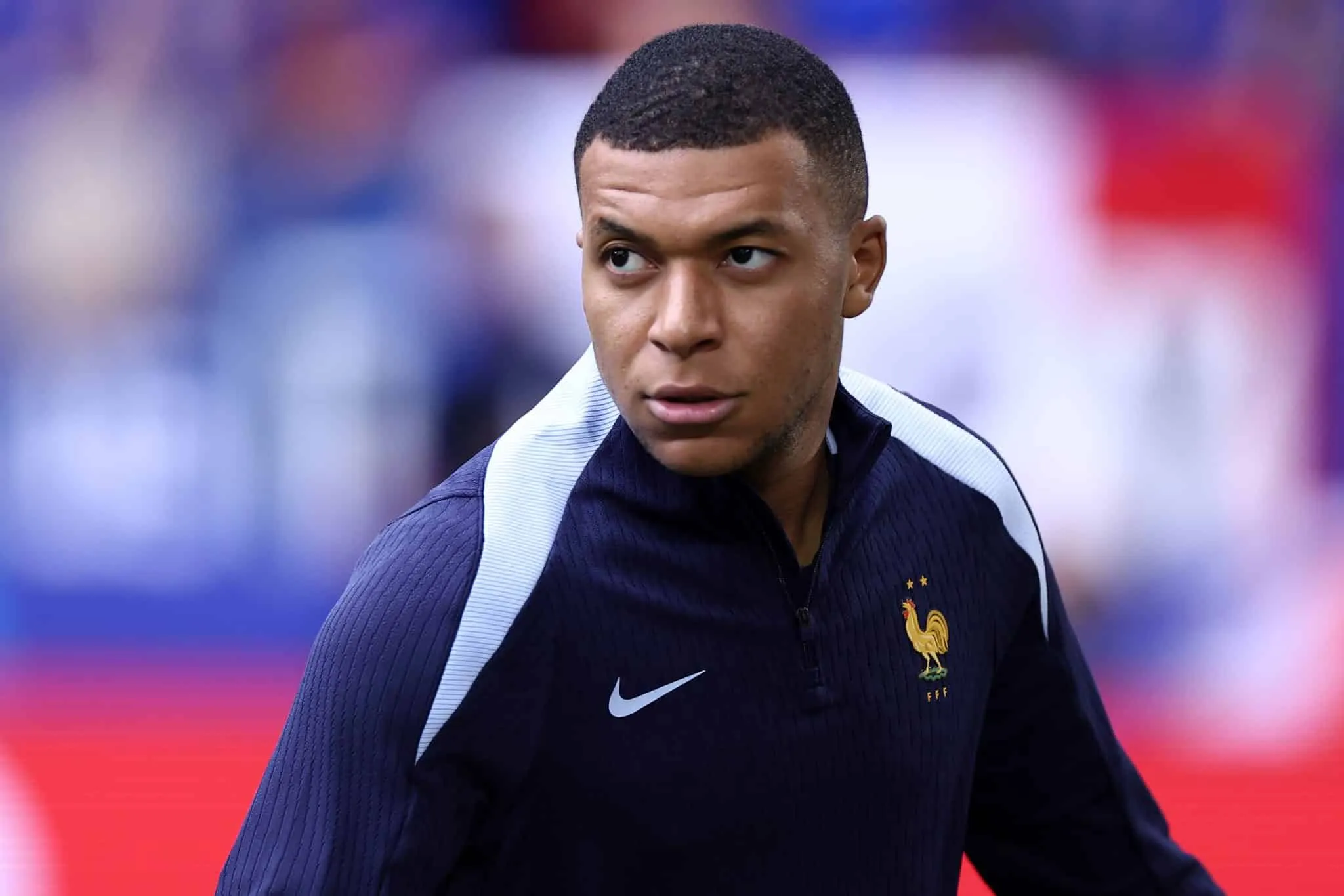 Quando e como ser&aacute; a apresenta&ccedil;&atilde;o de Mbapp&eacute; no Real Madrid