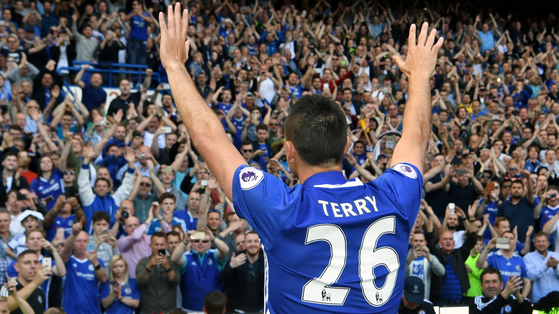 &ldquo;John Terry seria perfeito para o Aston Villa&rdquo;, diz ex-t&eacute;cnico do clube, Tim Sherwood