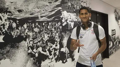 Ida de Pablo para o Botafogo livra Corinthians de poss&iacute;veis problemas no vesti&aacute;rio
