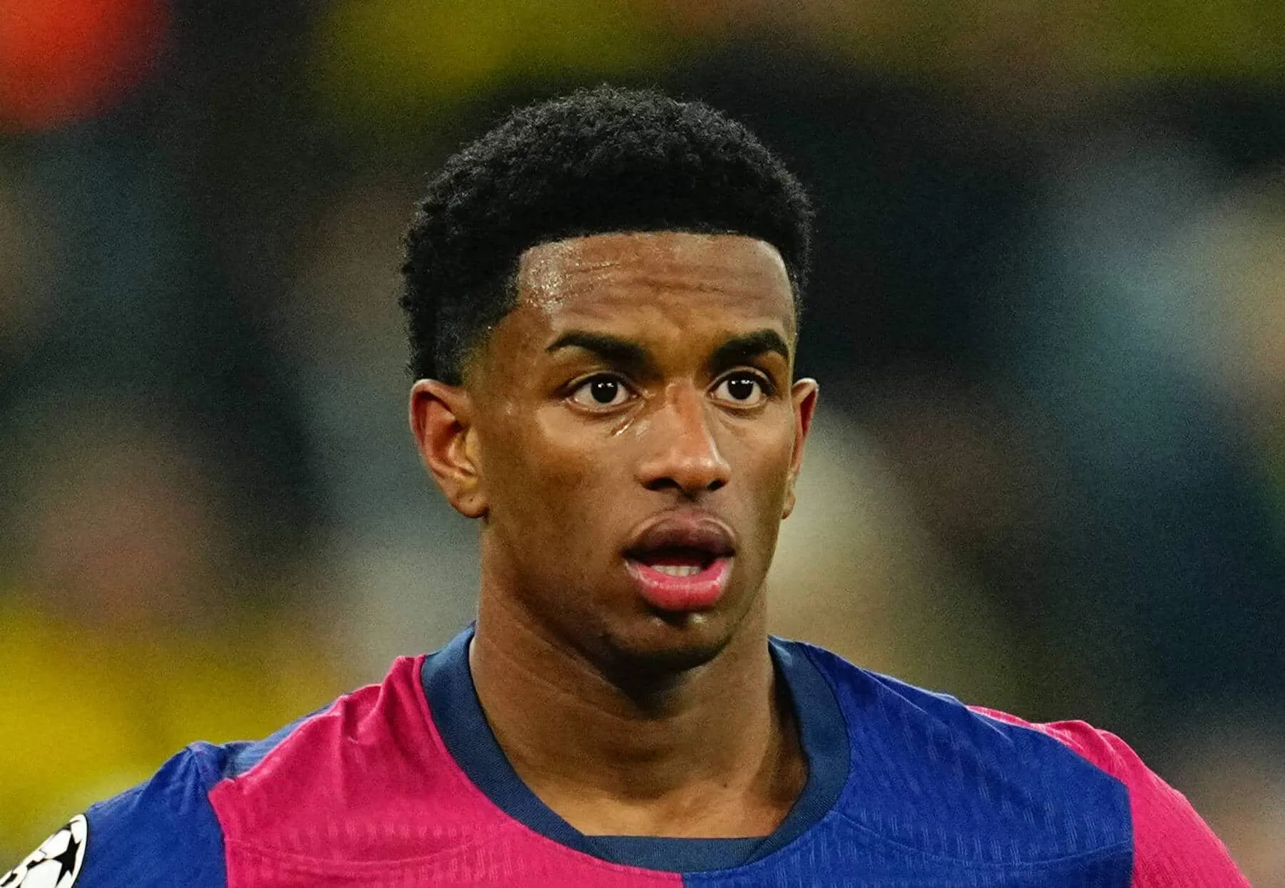 Jogador do Barcelona sofre racismo e cobra a&ccedil;&atilde;o de LaLiga: &lsquo;N&atilde;o pode continuar&rsquo;