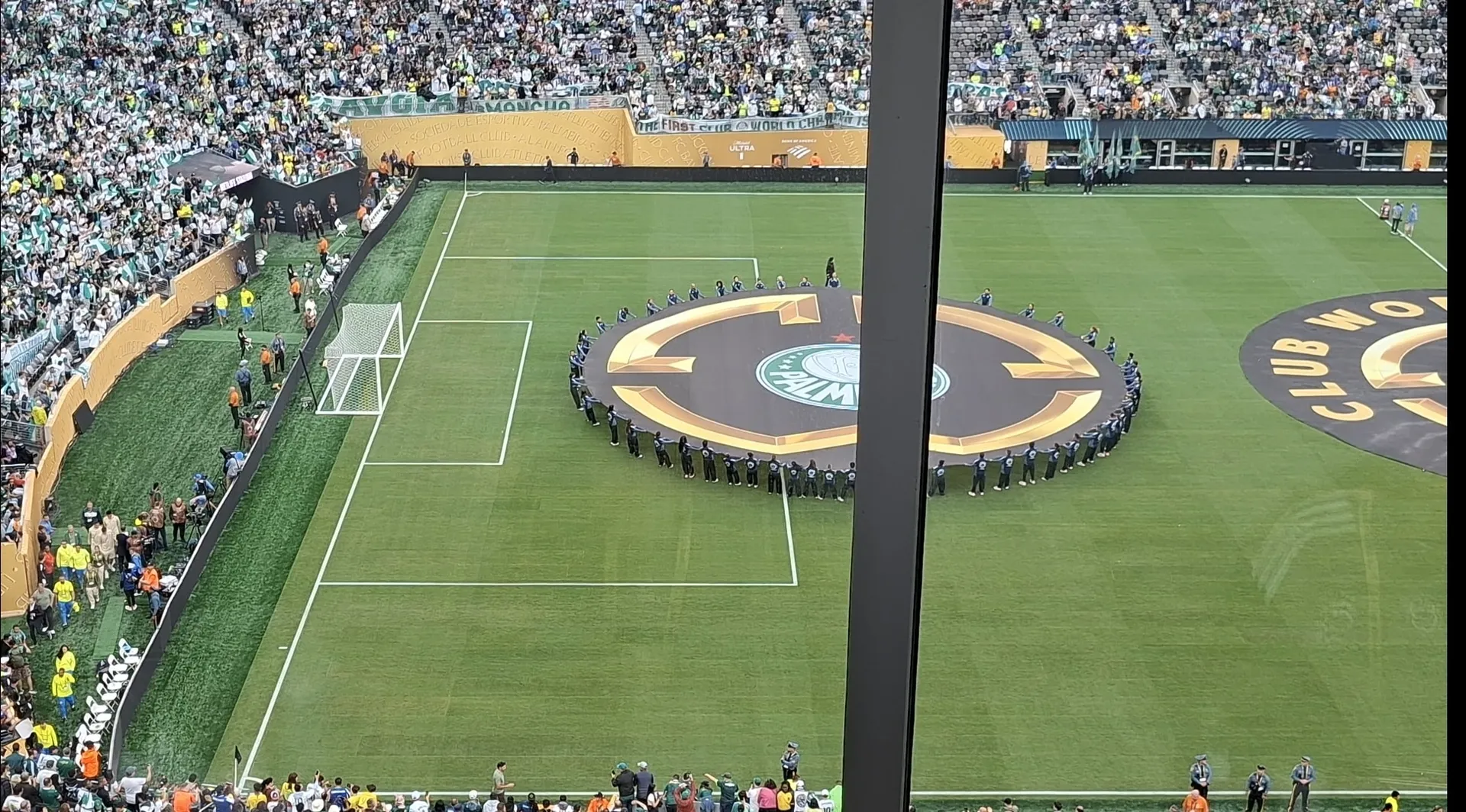 Vis&atilde;o do campo bloqueada no MetLIfe Stadium, em Nova Jersey