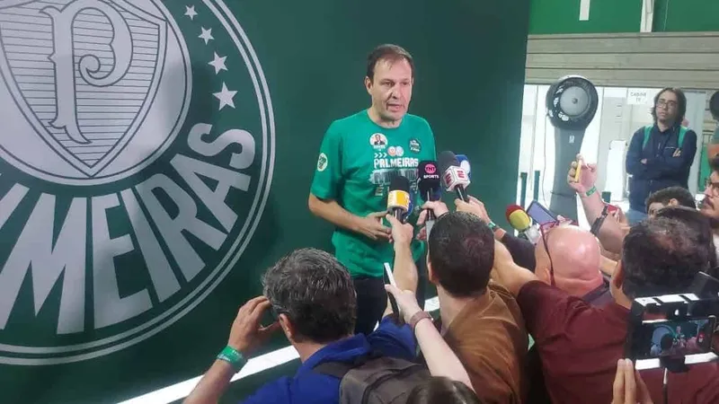 Sav&eacute;rio Orlandi concede entrevista ap&oacute;s a elei&ccedil;&atilde;o 