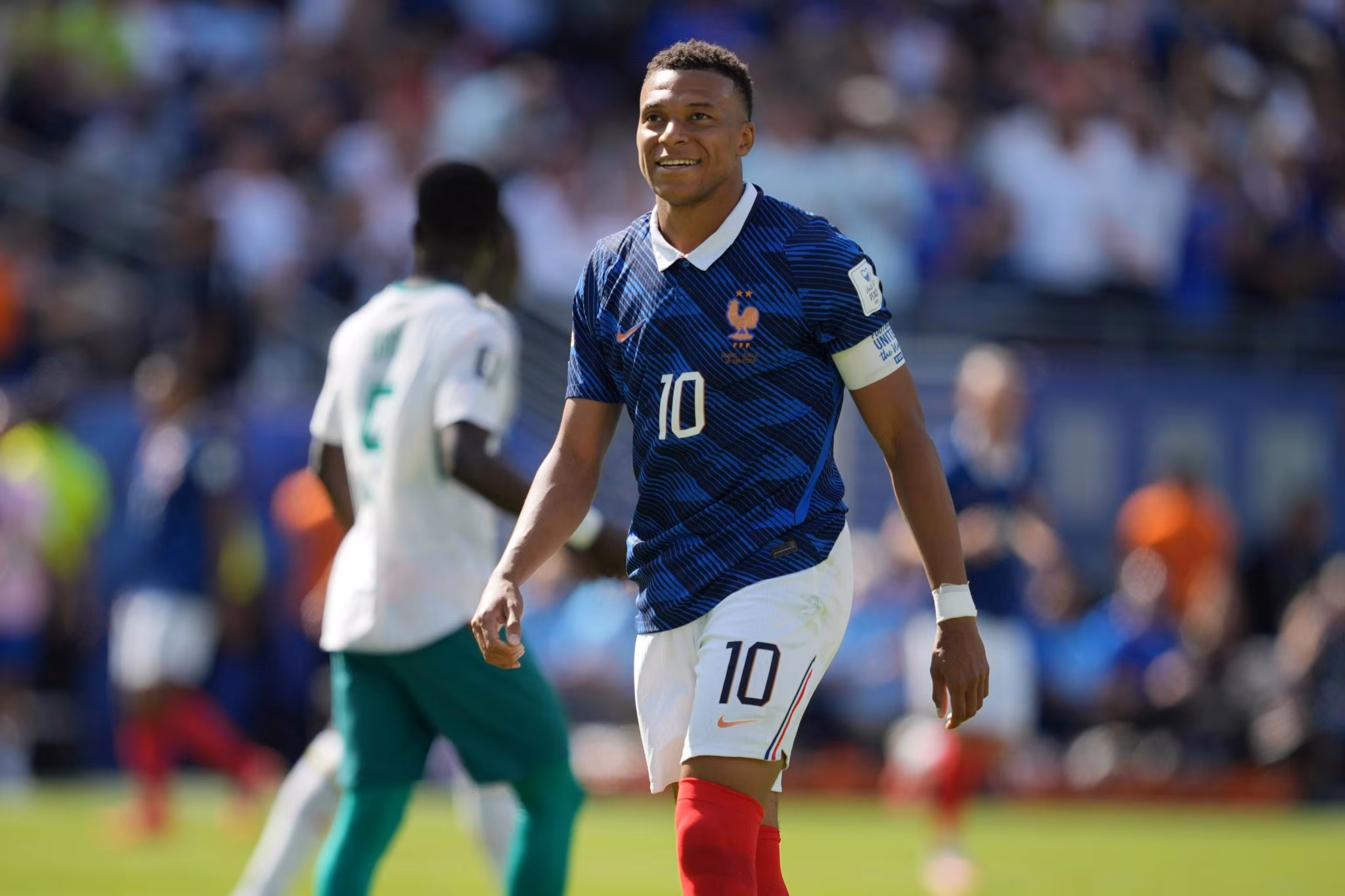 Kylian Mbapp&eacute; em atua&ccedil;&atilde;o pela sele&ccedil;&atilde;o da Fran&ccedil;a (Foto: IMAGO / IPA Sport)