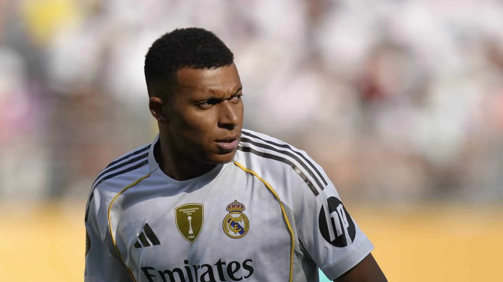 &lsquo;O futebol teria me dado nojo&rsquo;: Mbapp&eacute; faz forte desabafo em entrevista