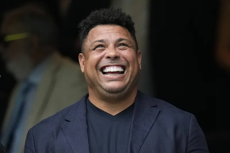 Ronaldo Fen&ocirc;meno quer concorrer &agrave; presid&ecirc;ncia da CBF em 2025