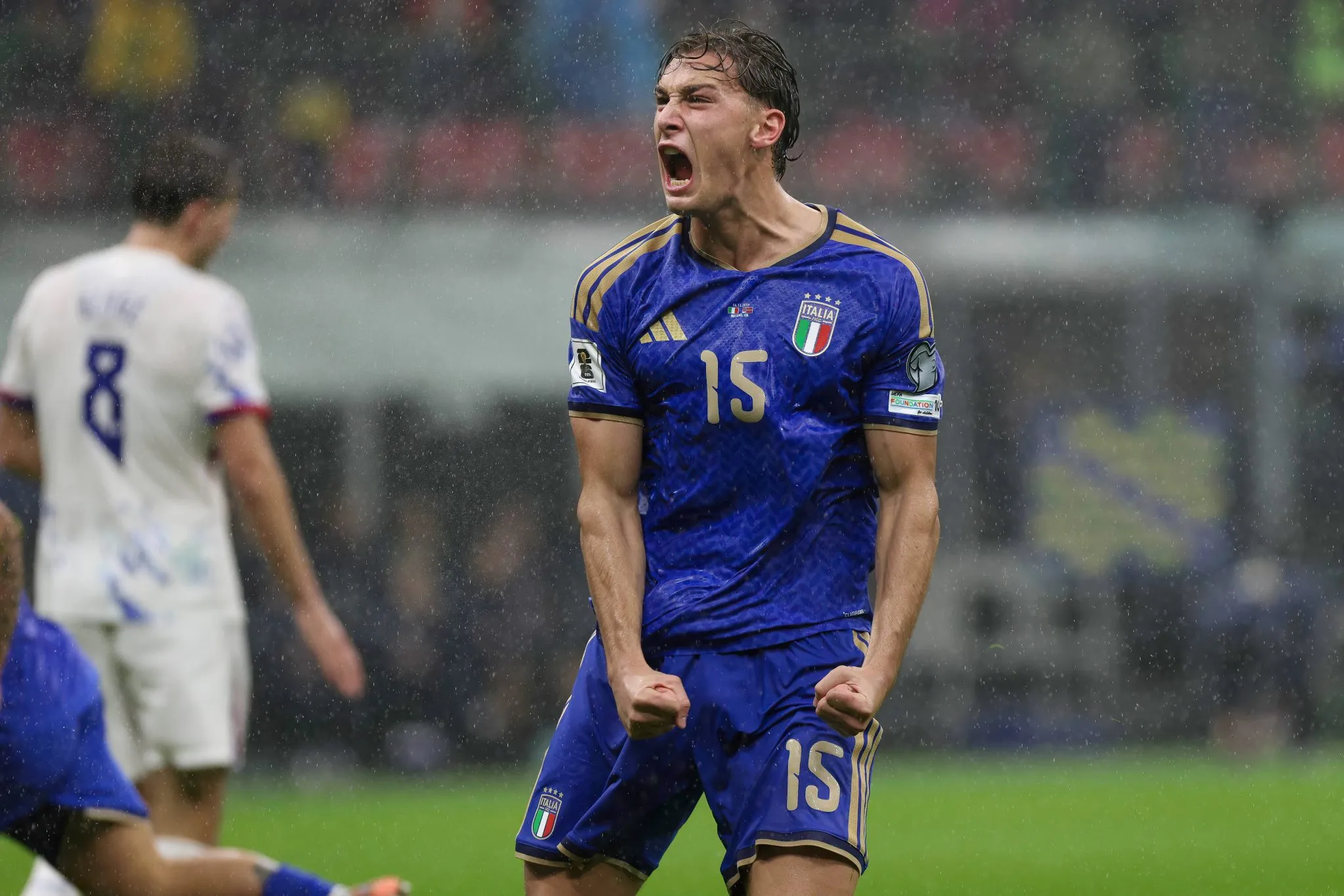 Francesco Pio Esposito pela sele&ccedil;&atilde;o italiana (Foto: Imago/Pacific Press Agency)