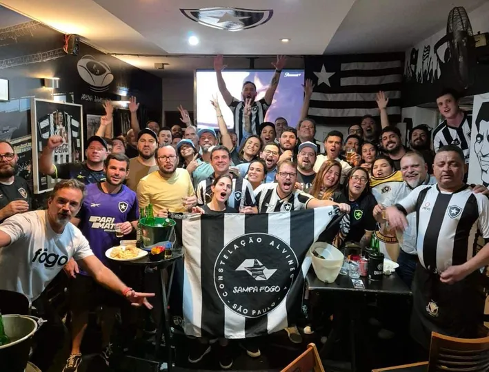 Bar da Sampafogo recebe de 100 a 200 torcedores por jogo do Botafogo 