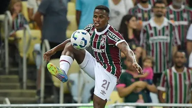 Mais uma atua&ccedil;&atilde;o de gala de Arias faz o Fluminense se reencontrar com a vit&oacute;ria