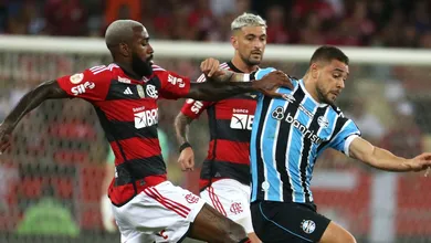 Mauricio Noriega: em alta, Gr&ecirc;mio e Flamengo far&atilde;o semifinal eletrizante