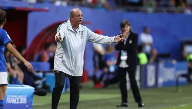 CBF demorou um m&ecirc;s para tomar a decis&atilde;o &oacute;bvia: demitir Vad&atilde;o &ndash; e isso deveria ser apenas o come&ccedil;o