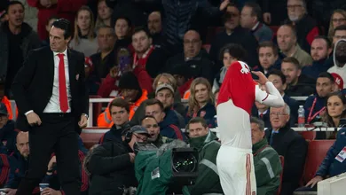 Xhakha: &ldquo;Foi muito frustrante e doloroso, mas vou provar que sou importante para o Arsenal&rdquo;