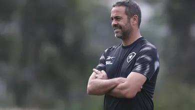 Botafogo vai iniciar uma s&eacute;rie de jogos no Rio &ndash; e isso &eacute; &oacute;timo para Artur Jorge