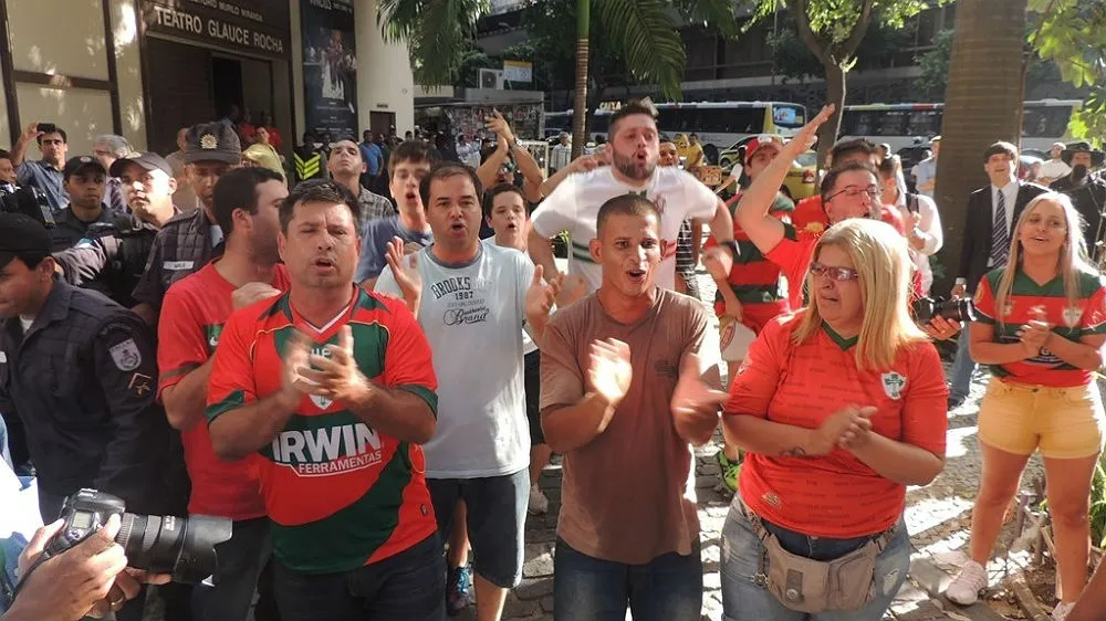 Com essa confus&atilde;o em Joinville, como fica o Campeonato Brasileiro?