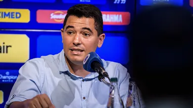 &lsquo;Enquanto n&atilde;o tiver fair play financeiro, vai ser uma loucura&rsquo;, dispara diretor do Cruzeiro
