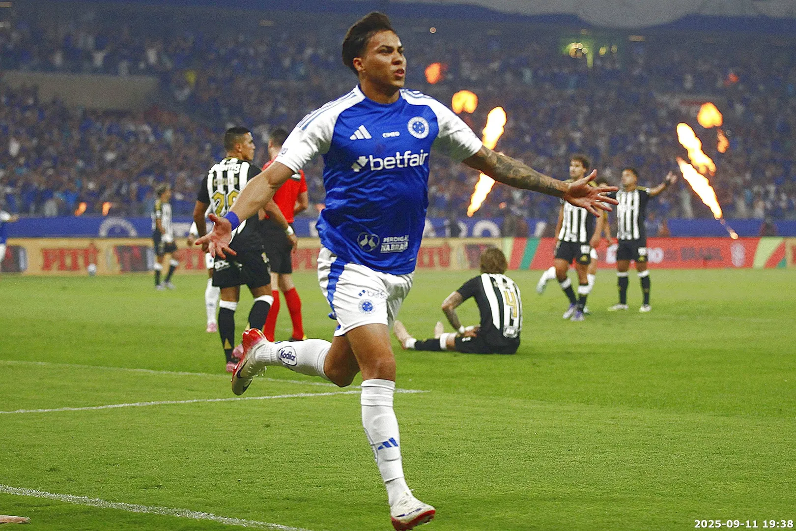 Kaio Jorge pelo Cruzeiro