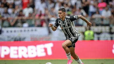 Vers&aacute;til, Cadu se inspira em Roberto Firmino e cita import&acirc;ncia da psic&oacute;loga do Atl&eacute;tico-MG