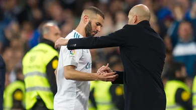 Zidane: &ldquo;As pessoas que conhecem futebol sabem que Benzema &eacute; bom&rdquo;