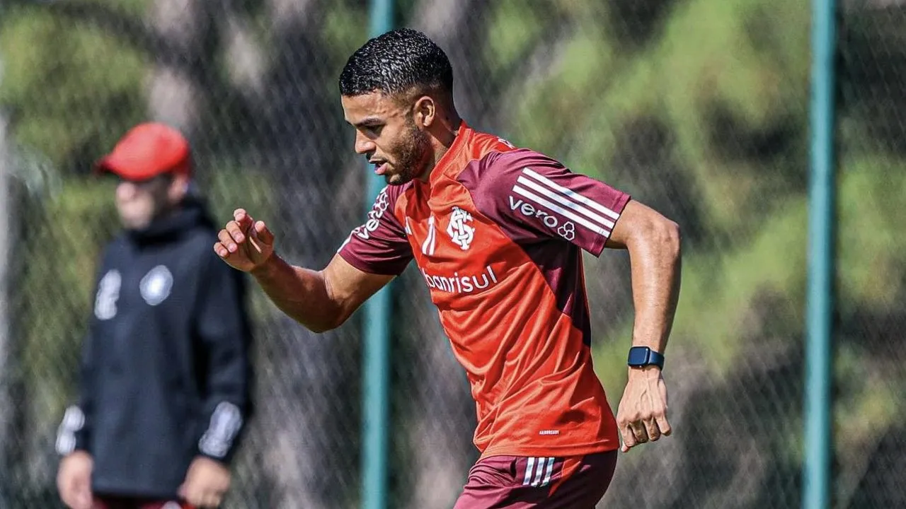 Wanderson evolui e se aproxima de retorno no Internacional &mdash; mas ser&aacute; como titular?