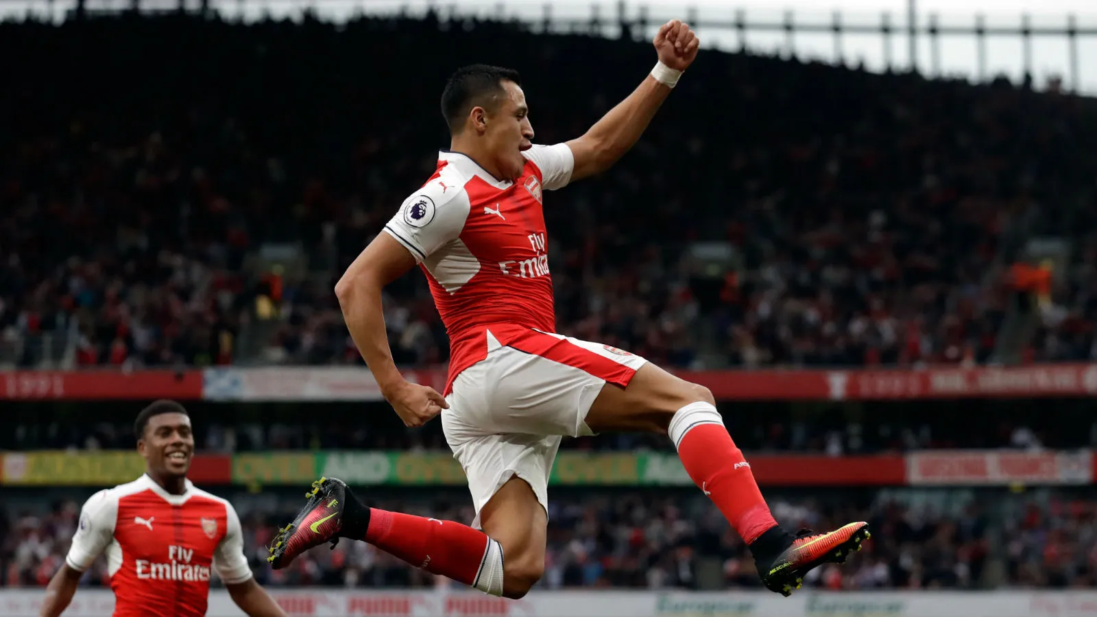 Um Arsenal arrasador amassou o Chelsea e, diante de tantos erros, o placar at&eacute; ficou barato