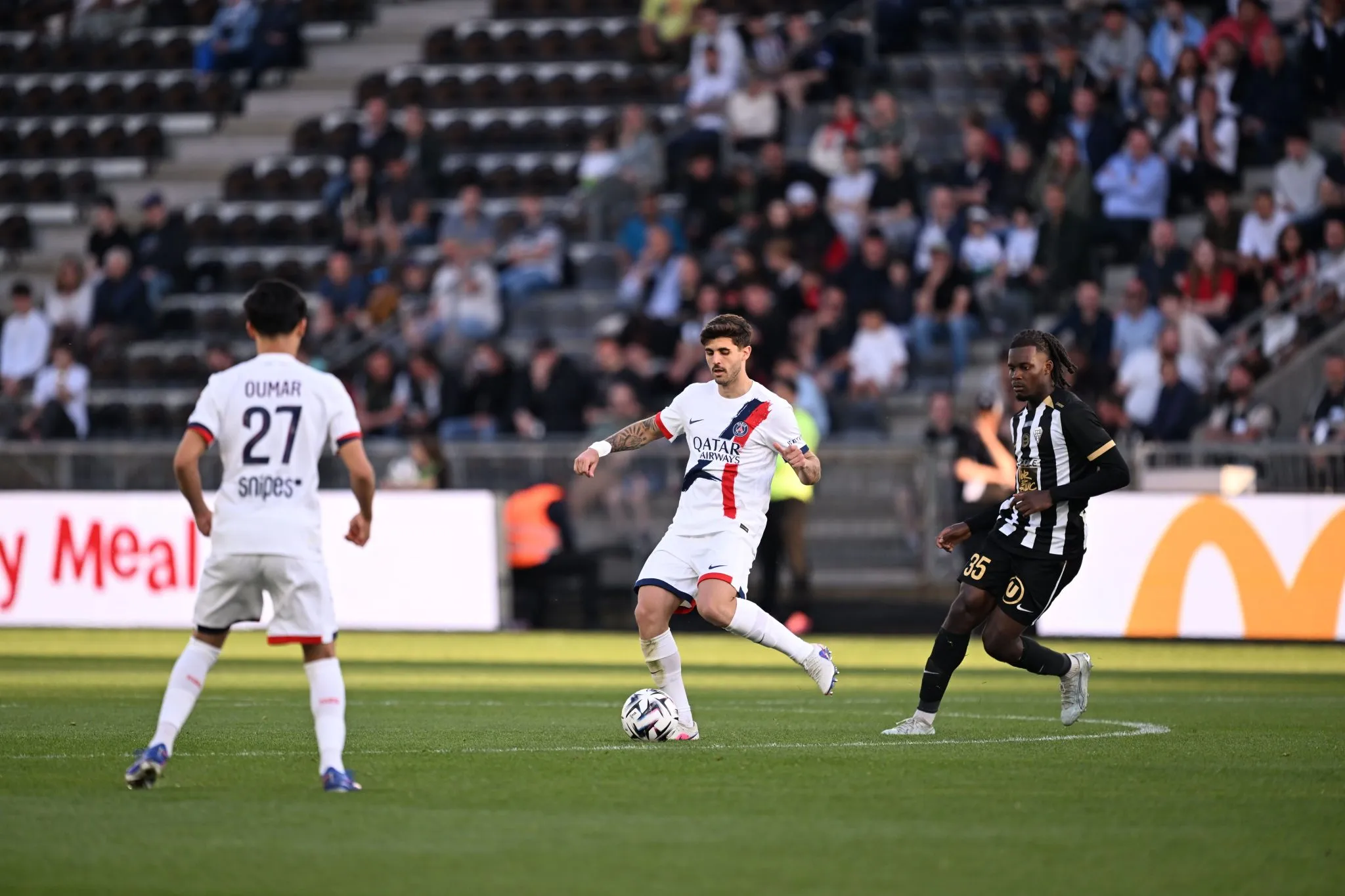 Beraldo em Angers x PSG