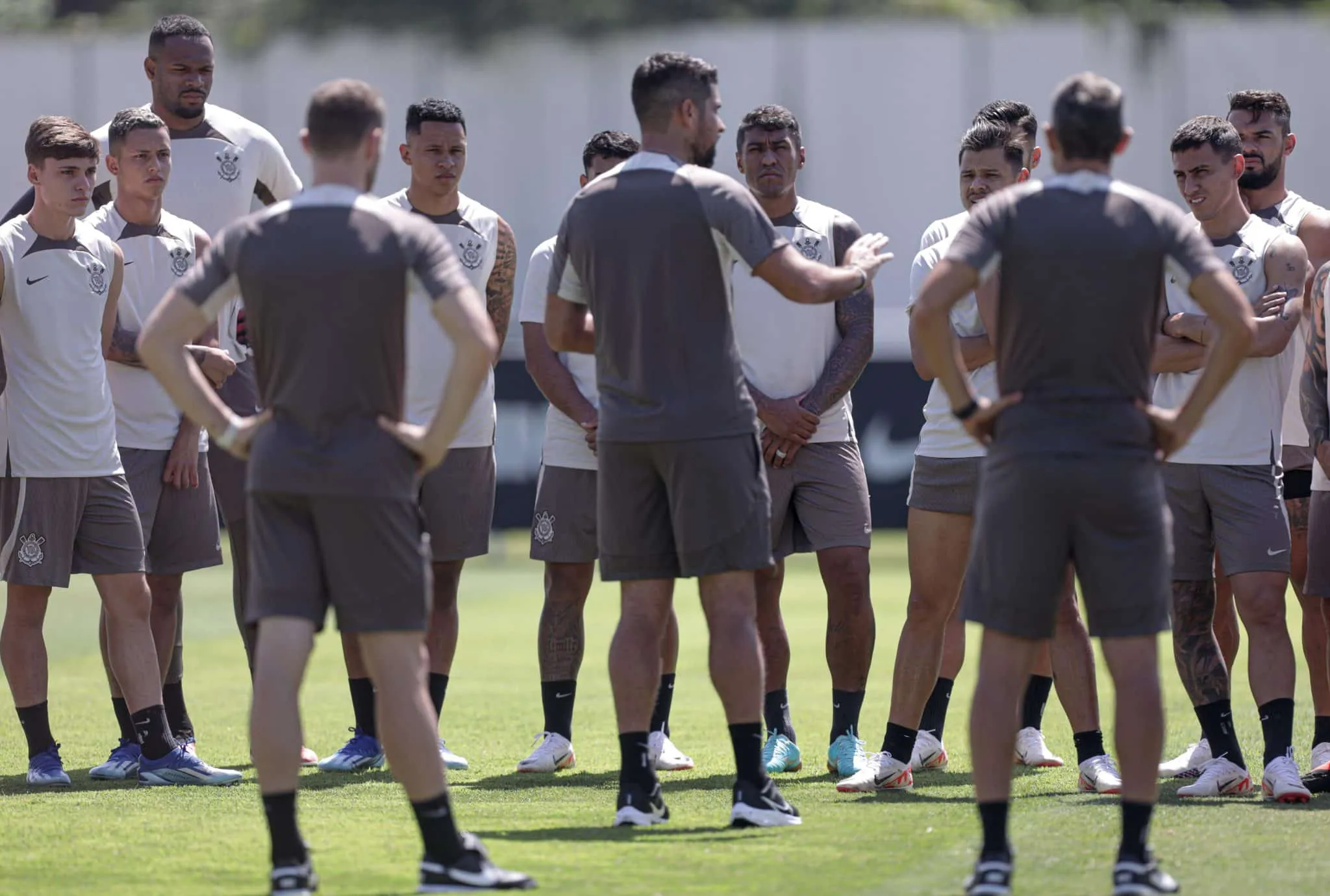 Nem passou o Carnaval e o Corinthians j&aacute; far&aacute; jogo da vida para n&atilde;o ter ano vexat&oacute;rio