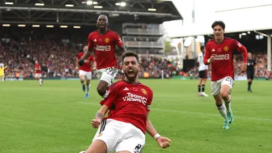 Bruno Fernandes garante vit&oacute;ria do Manchester United no &lsquo;Fergie Time&rsquo; e ameniza crise