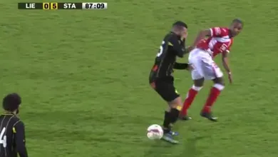 Parece bal&eacute;, mas foi um chute na cara mesmo