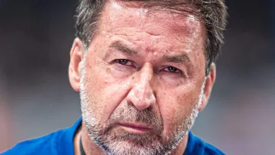 Augusto Melo faz pedido e mant&eacute;m promessa: os detalhes da reuni&atilde;o &aacute;spera com organizada do Corinthians