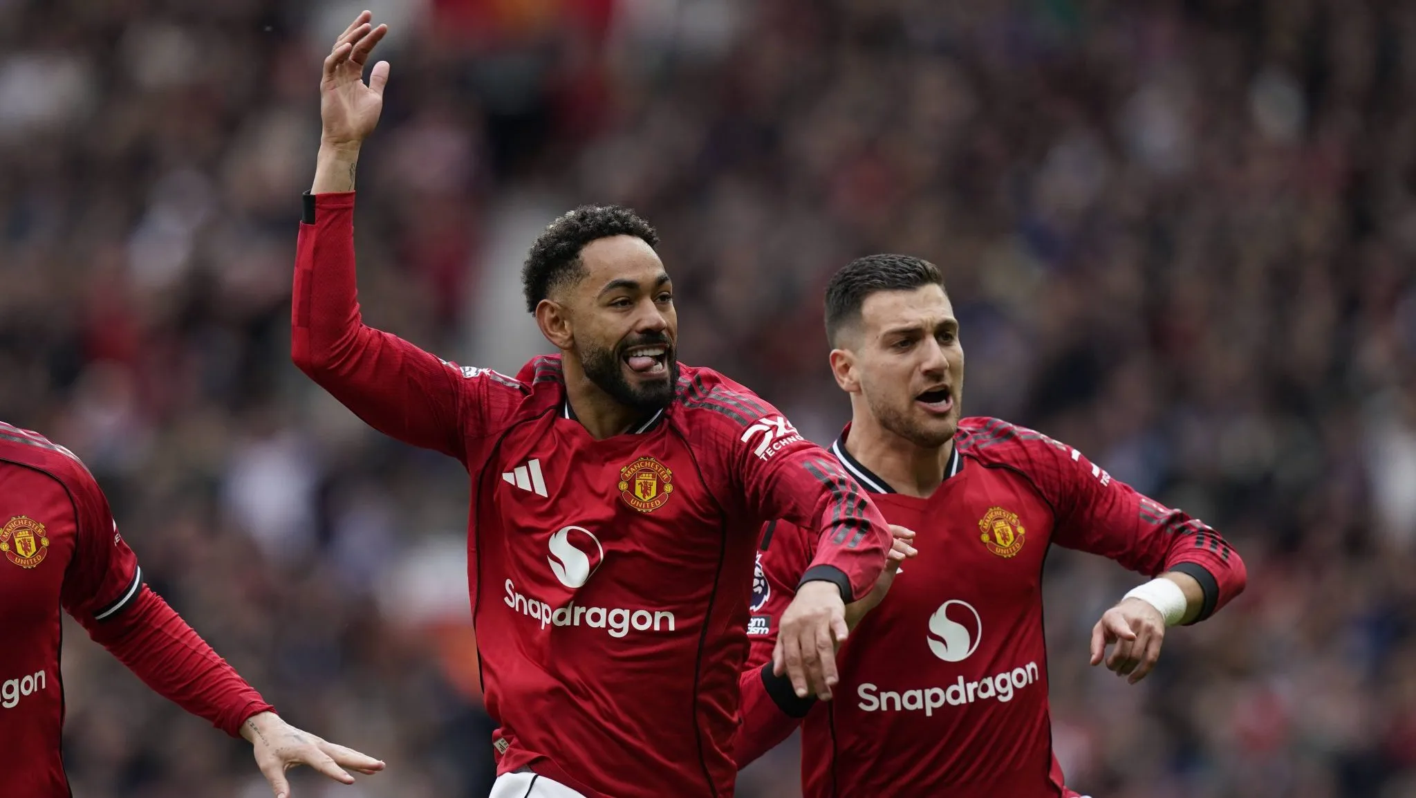 Matheus Cunha abriu o placar para o United contra o Liverpool