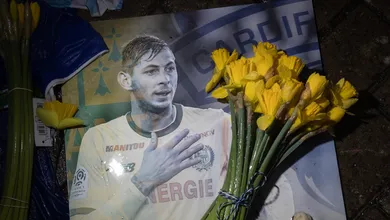 5 anos ap&oacute;s morte de Sala, Cardiff City faz acordo pela transfer&ecirc;ncia